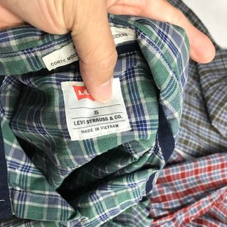 Sơ mi caro nam kẻ xanh lá thích hợp bán noel tết
