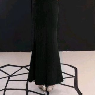 ĐẦM MAXI KÈM NỊT -