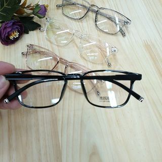 kính trắng siêu dẻo 213