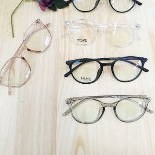 kính trắng siêu dẻo 203