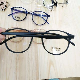 kính trắng siêu dẻo 209