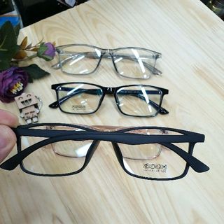 kính trắng siêu dẻo 207