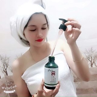 Sữa tắm dưỡng trắng da hằng ngày dâu tằm 3D nano Young Skin