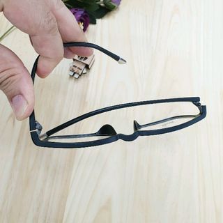 kính trắng gọng dẻo 809