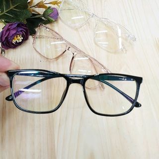 kính trắng siêu dẻo 221