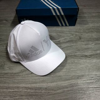 Mũ das 2 màu in logo Y3 trẻ trung