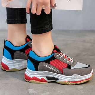 Giày sneaker nữ hợp thời trang thoải mái tôn dánh cực đỉnh 501