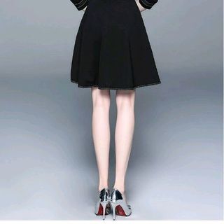 ĐẦM TAY LỠ PHỐI VIỀN
