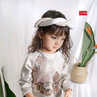 Áo dài gấm ngọc cho bé