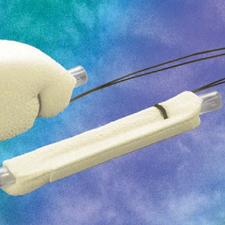 Miếng xốp cầm máu mũi có ống thở OSSEOUS Nasal pack with String and Tube
