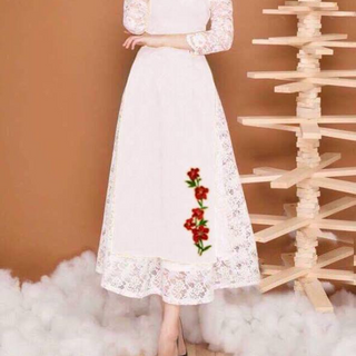 SET ÁO DÀI LỤA  TAY REN THÊU  LAN  KÈM CHÂN VÁY REN