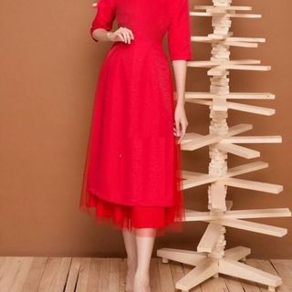 SET ÁO DÀI LỤA  TRƠN PHỐI LƯỚI KÈM CHÂN VÁY