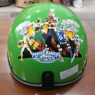 Nón bảo hiểm cho bé