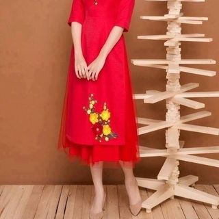 SET ÁO DÀI LỤA  THÊU HOA ĐÀO  PHỐI LƯỚI KÈM CHÂN VÁY3