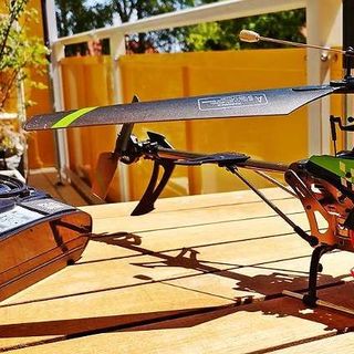 Máy bay điều khiển FEILUN FX078