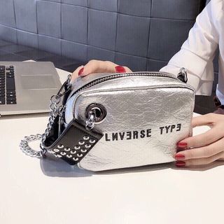 Túi vuông quai tán đinh chất da mềm Size 25cm