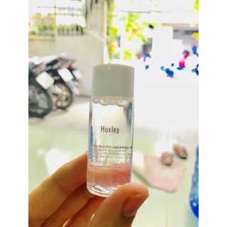 nước hoa hồng huxley