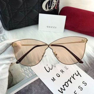 Kính đính thiên nga cực đẹp cực sang