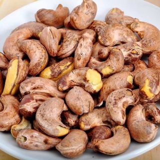 Hạt đều rang muối Dăk Lăk