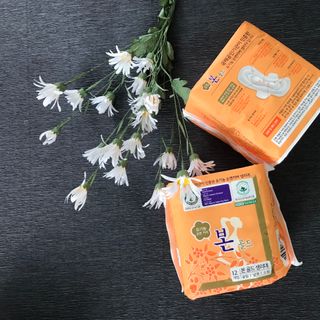 BĂNG VỆ SINH ORGANIC GOLD BON HÀN QUỐC BAN NGÀY 23CM