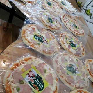 pizza cấp đông
