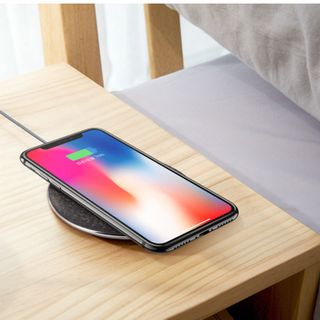 dế sạc không dây hoco cw8