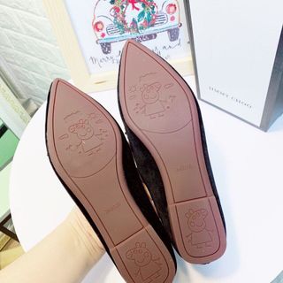 giày mọi đính đá mui nhọn