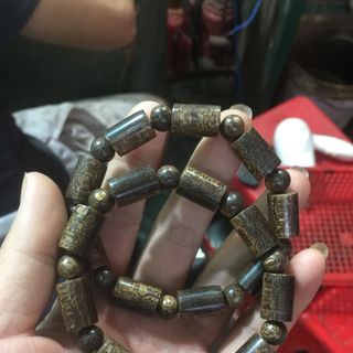 trúc trầm hương sánh chìm