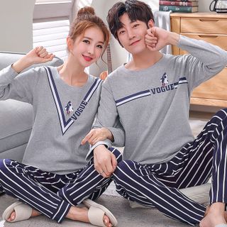 Bộ đồ mặc nhà NỮ áo xám thịnh hành phối quần kẻ sọc nổi bật 230