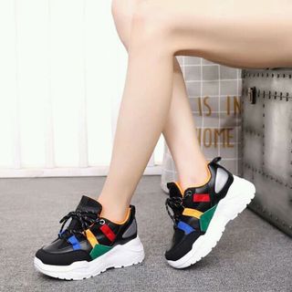 GIÀY THỂ THAO cá tính