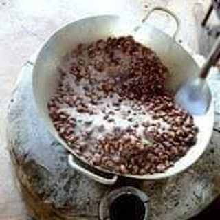 HẠT ĐIỀU RANG MUỐI
