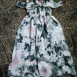 đầm 2 dây kèm nơ cột