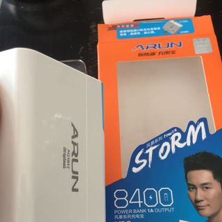 Pin sạc dự phòng - ARUN 8400 mAh