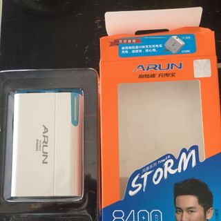 Pin sạc dự phòng - ARUN 8400 mAh