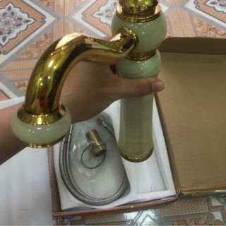 vòi rửa bằng đồng nóng lạnh giá rẻ