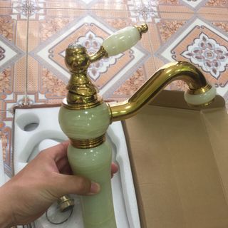 vòi rửa bằng đồng nóng lạnh giá rẻ