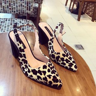 giày sandal got vuông beo
