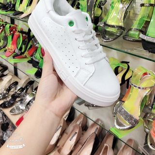 giày bata đơn giản