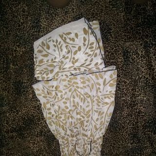 bộ ngủ nhúng cột nơ