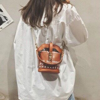 tui đeo chéo hai lớp