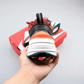Giày thể thao nam NIKE