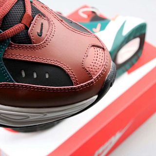 Giày thể thao nam NIKE