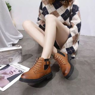giày bot gót thấp cá tính