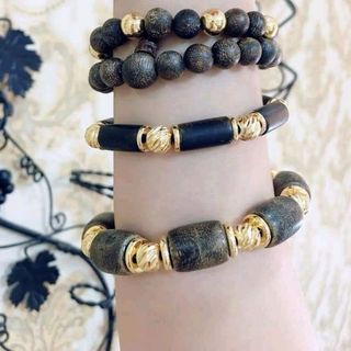 vòng phong thủy trầm hương