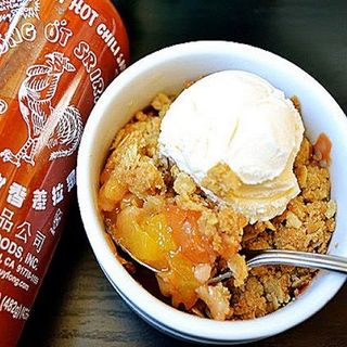 TƯƠNG ỚT SRIRACHA XAY NHUYỄN 435ML