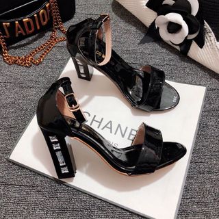 giày sandal đế đas
