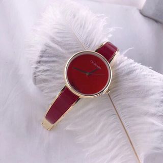 đồng hồ mắt tròn xinh