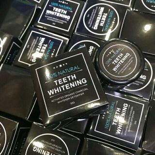 Kem Trắng Răng Than Hoạt Tính Teeth Whitening giá sỉ