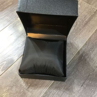 hộp đồng hồ