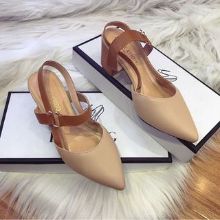 giày sandal